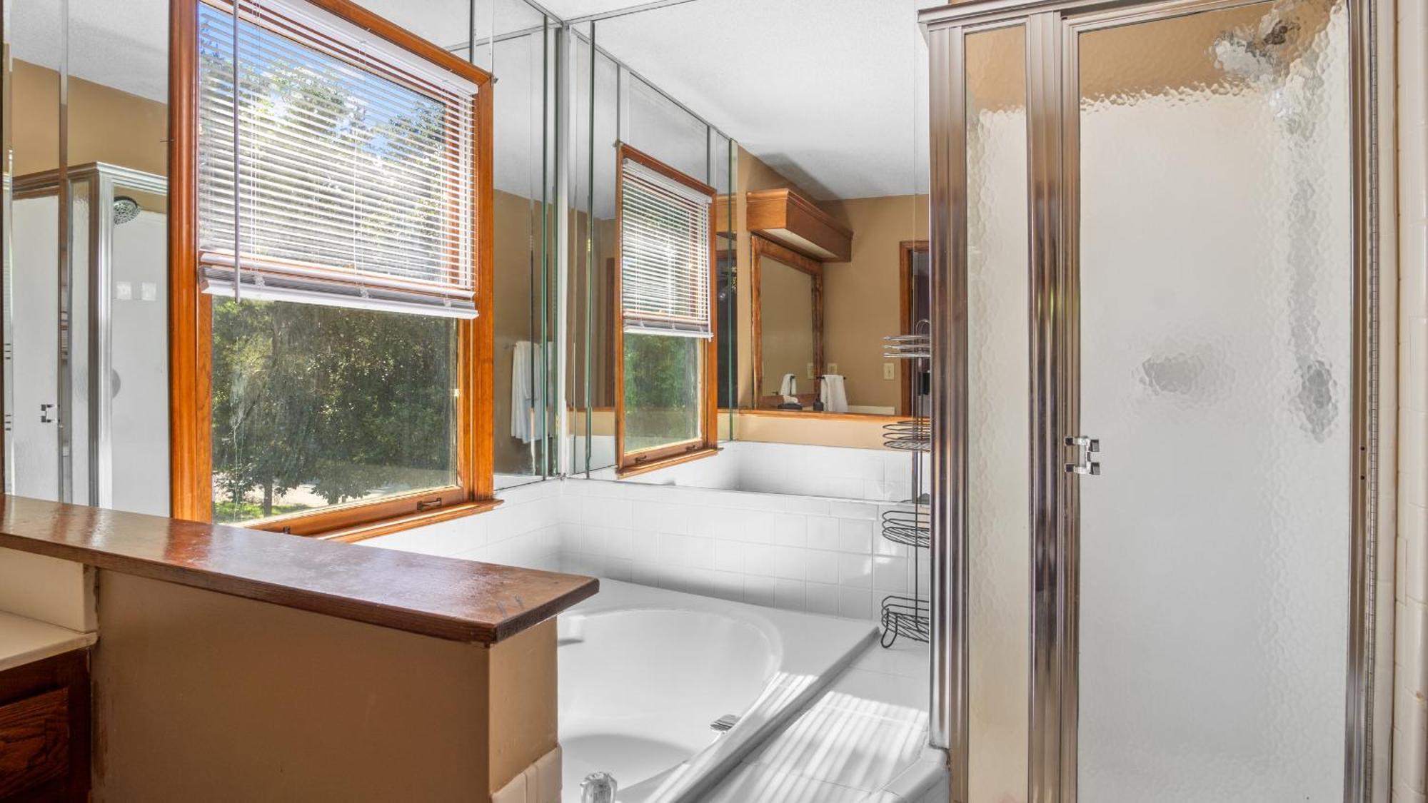 4bd Contemporary With Bbq, Game Сasa de vacaciones