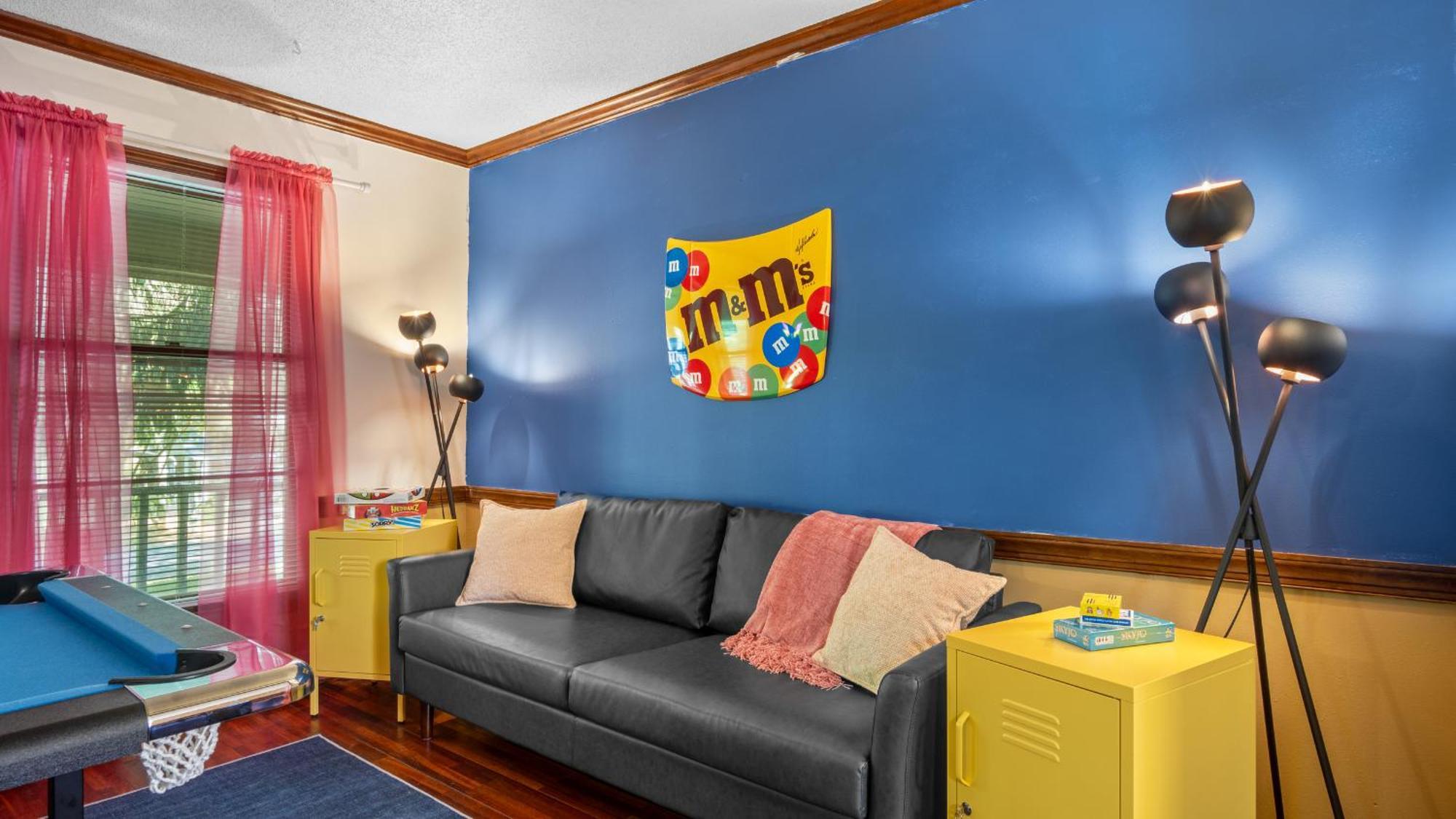 4bd Contemporary With Bbq, Game Charlotte