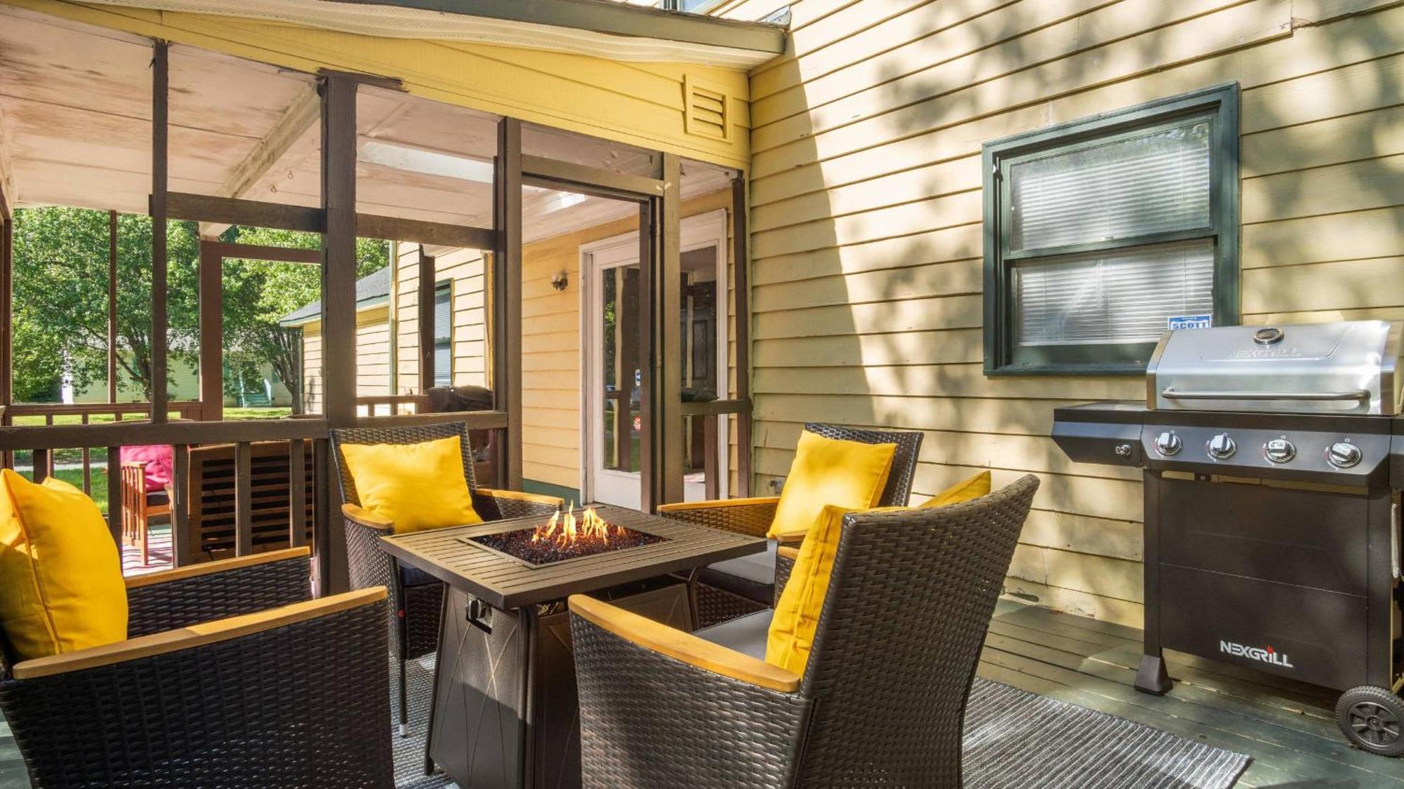4bd Contemporary With Bbq, Game Holiday home *