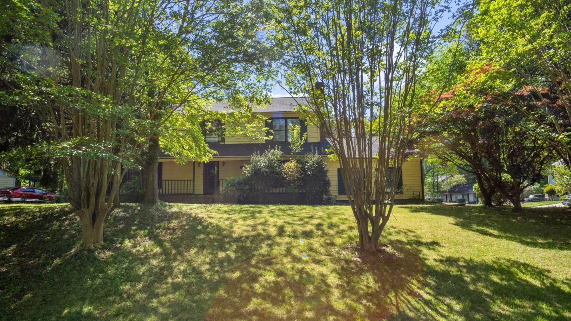 4bd Contemporary With Bbq, Game *